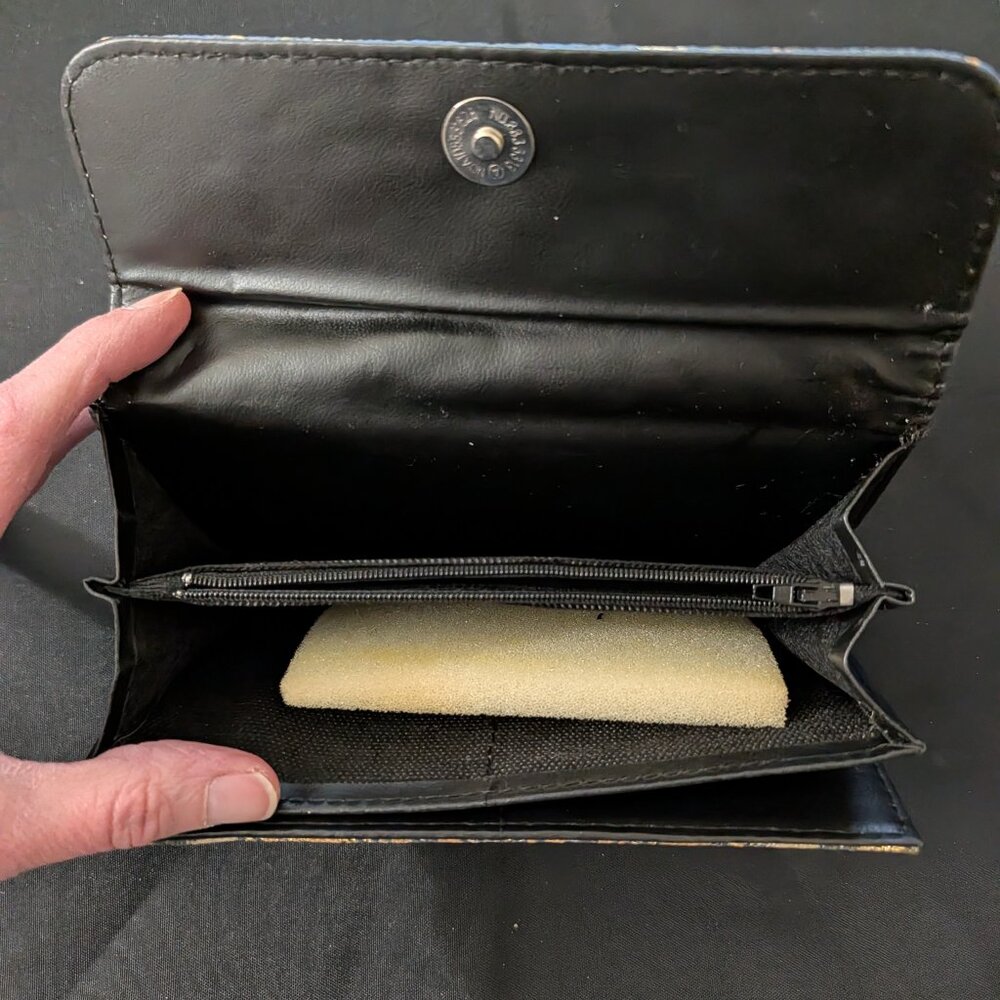 Handmade Aztec Boho Wallet - Picture 4 of 4